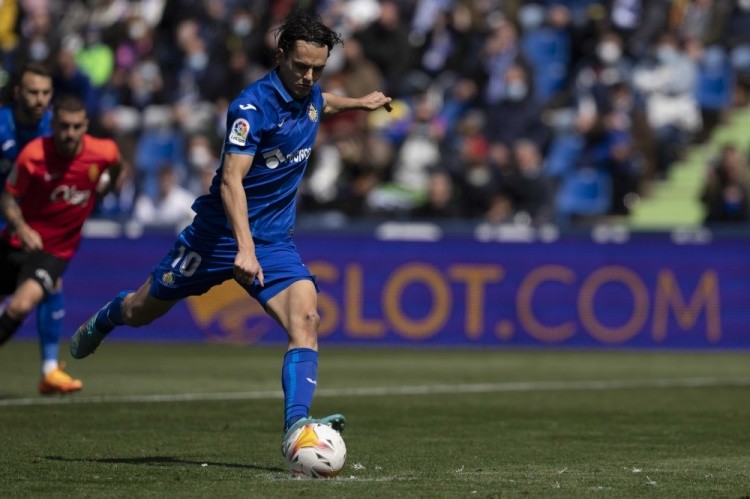 世俱杯奖金-黄潜进攻强劲,联赛成绩依旧令人满意的简单介绍