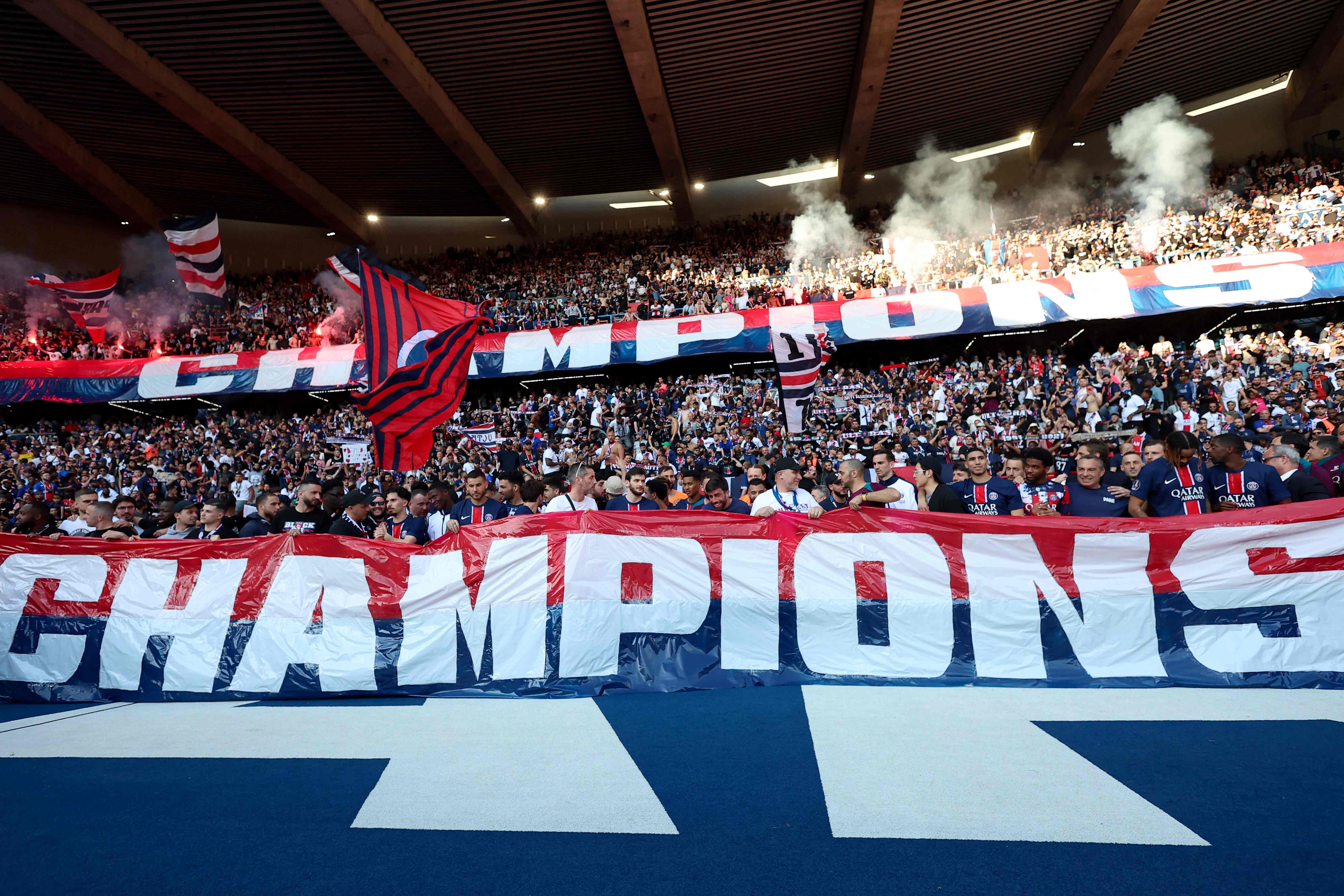 巴黎圣日耳曼主场大胜雷恩,夺得联赛五连胜的简单介绍 巴黎圣日耳曼主场大胜雷恩,夺得联赛五连胜的简单介绍