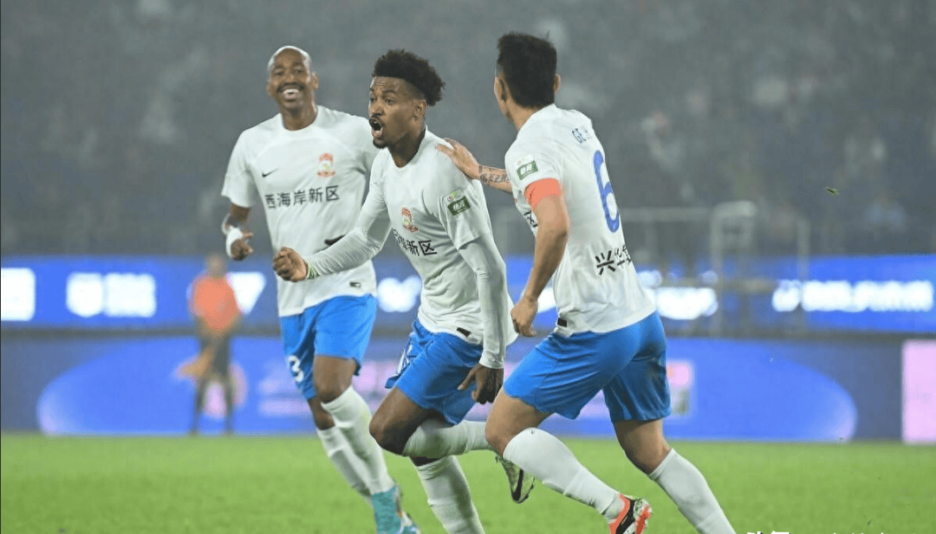 世俱杯-吉林男篮客场大胜青岛队,晋级季后赛!