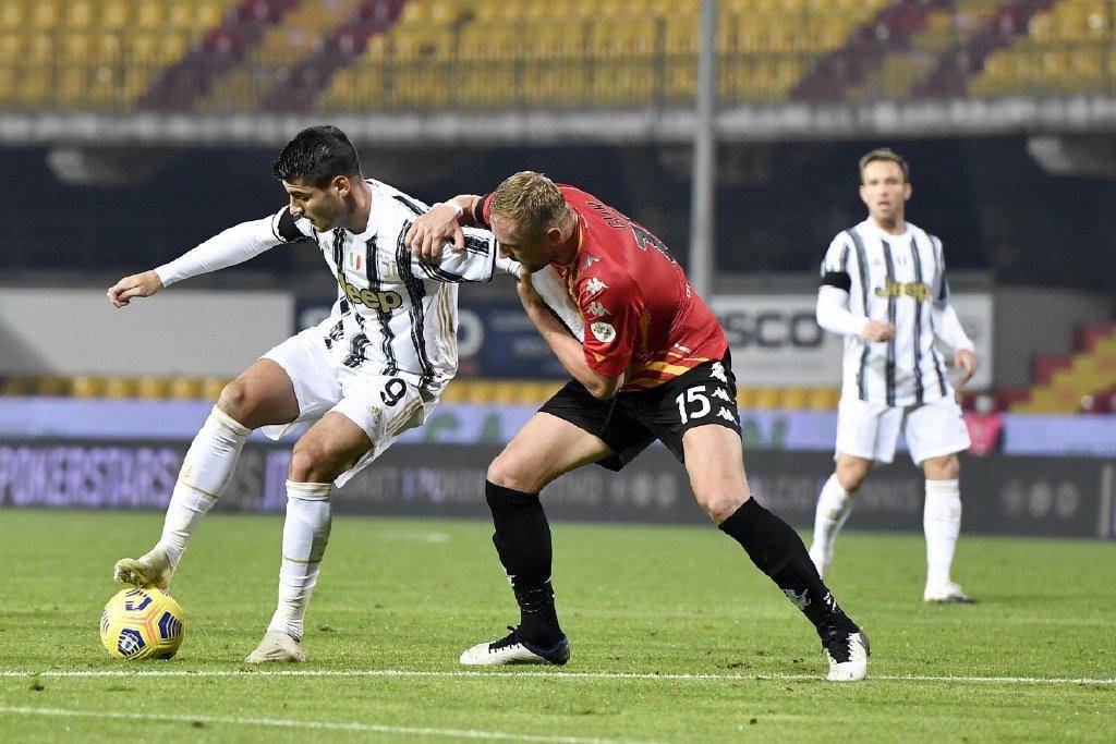 贝内文托客场艰难逼平对手,争取保级希望 贝内文托客场艰难逼平对手,争取保级希望