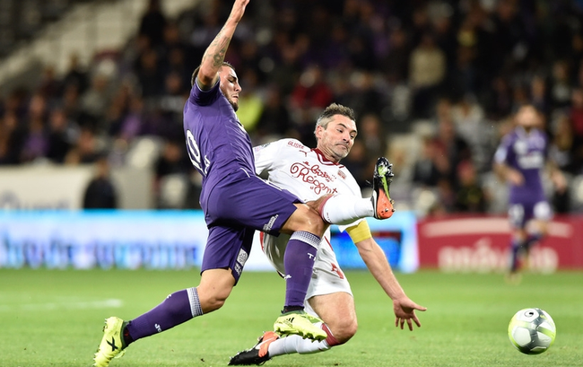 世俱杯决赛-南特客场击败波尔多，提前拿下关键三分