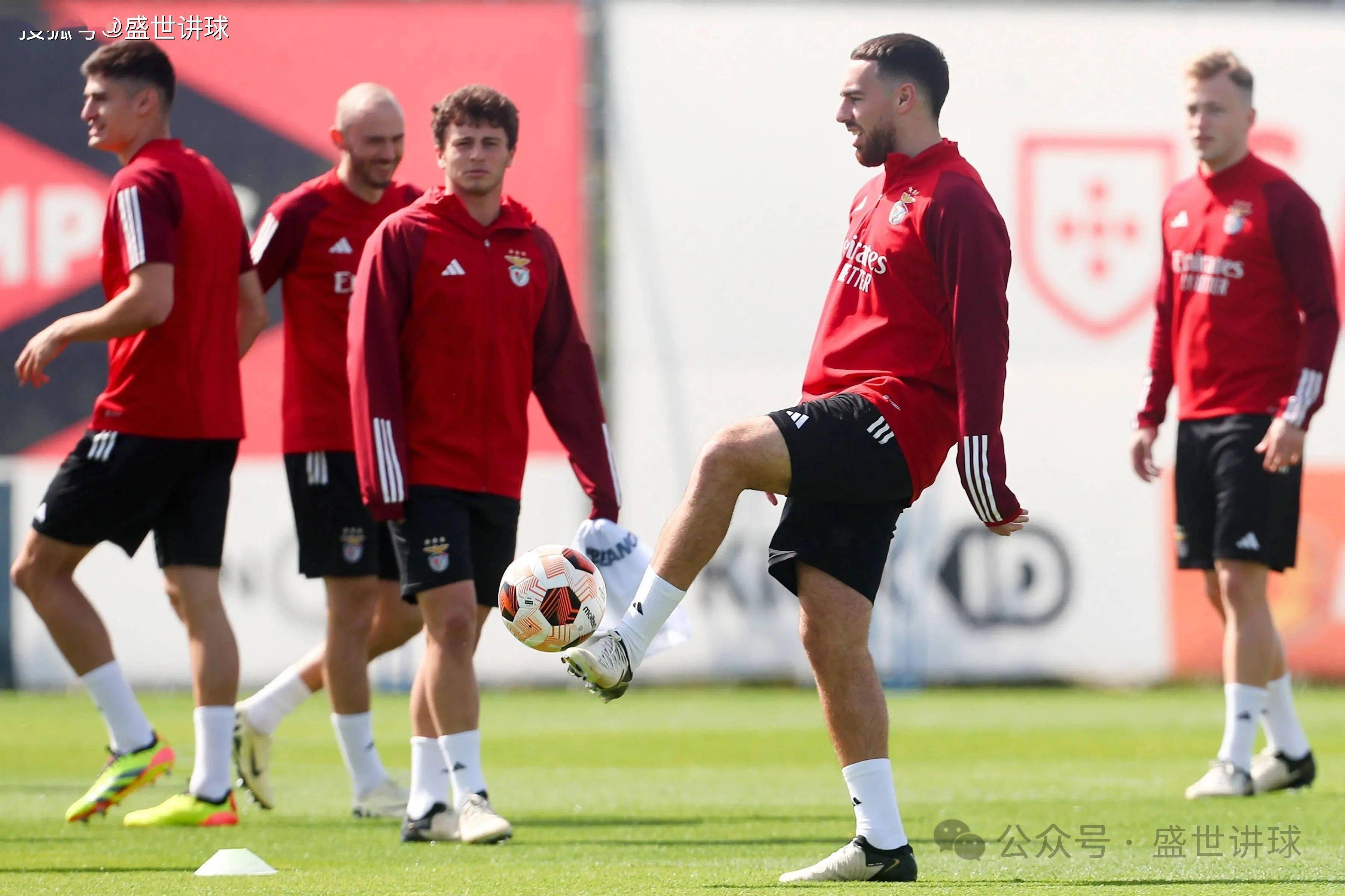 摩纳哥闷平对手，晋级形势严峻