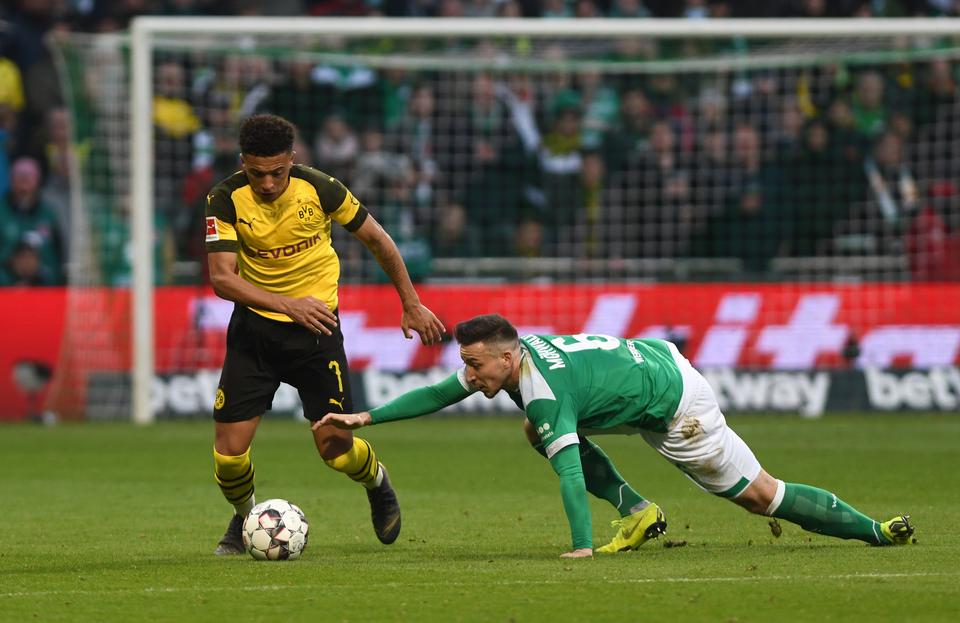 世俱杯2025-云达不莱梅客场失分，跌出前四