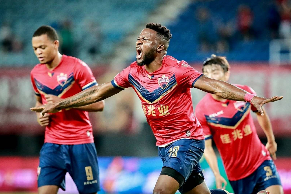 世俱杯-武汉卓尔取得连胜,冲击积分榜前列