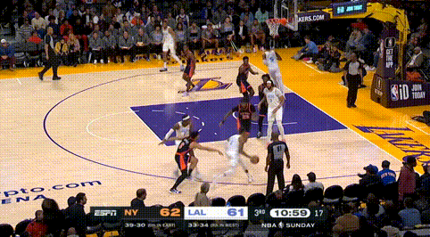 篮网再败雄鹿,厄文空砍三双却难救主 篮网再败雄鹿,厄文空砍三双却难救主