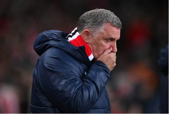 关于南威尔士队客场不敌巴恩斯利，遇到困难的信息