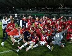 利尔队举步维艰,法甲位置一落千丈 利尔队举步维艰,法甲位置一落千丈