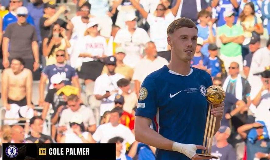 世俱杯参赛资格-切尔西名宿加盟球队教练组,提升球队竞技水平