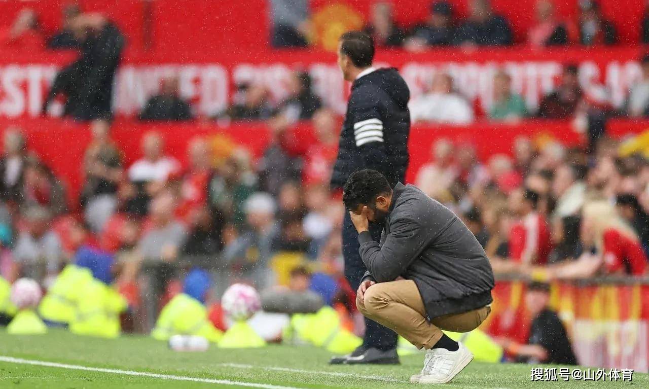 佛罗伦萨球员遭遇伤病困扰，主帅调整阵容备战