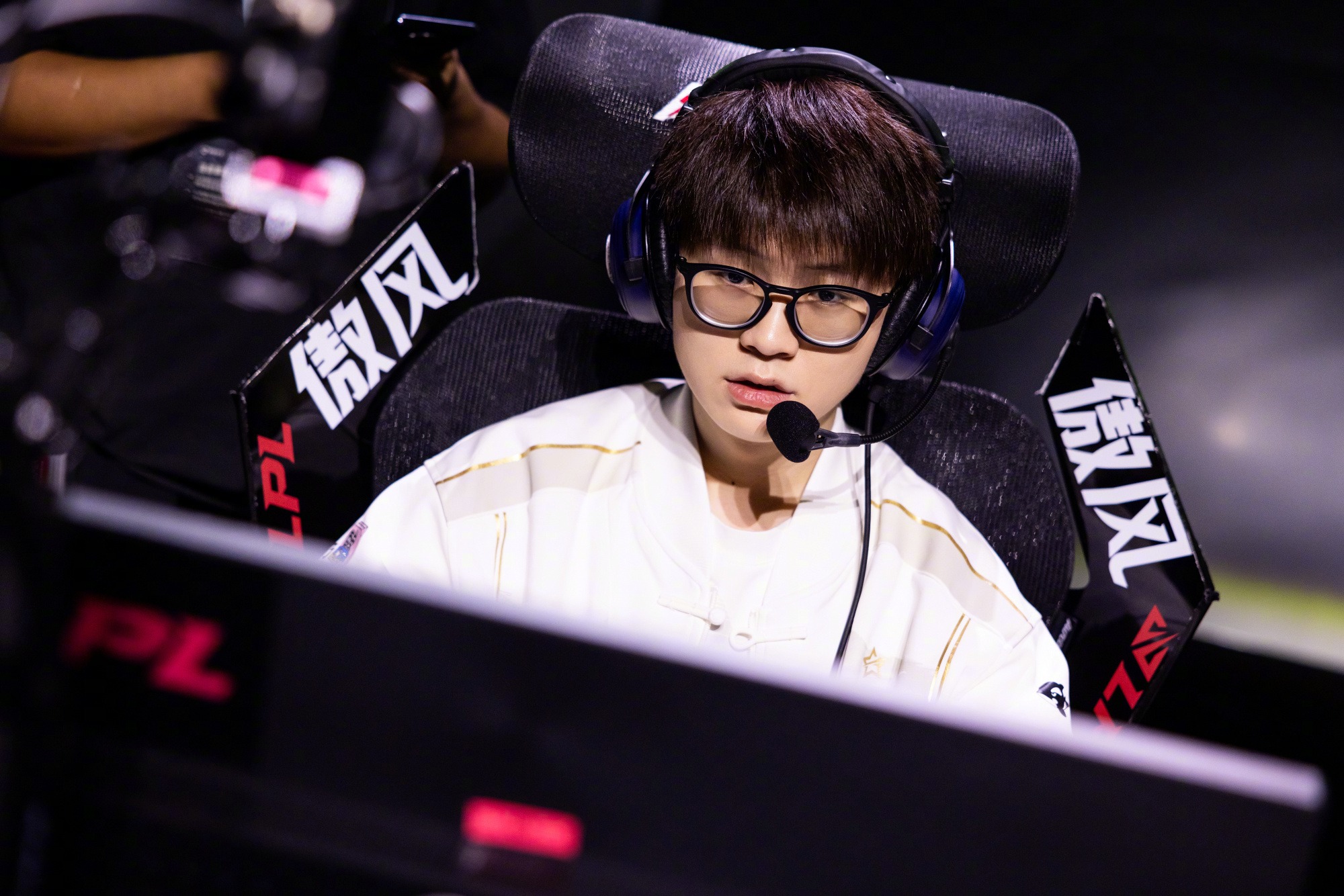 世俱杯赛程-IG险胜TES，Meiko拿下关键大龙强强对话成都决赛之夜，点燃全场激情