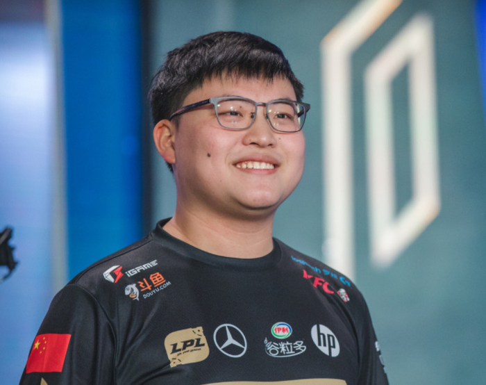 BLG碾压RNG,Doinb单局斩获MVP顶尖较量小组赛,锁定晋级资格 BLG碾压RNG,Doinb单局斩获MVP顶尖较量小组赛,锁定晋级资格