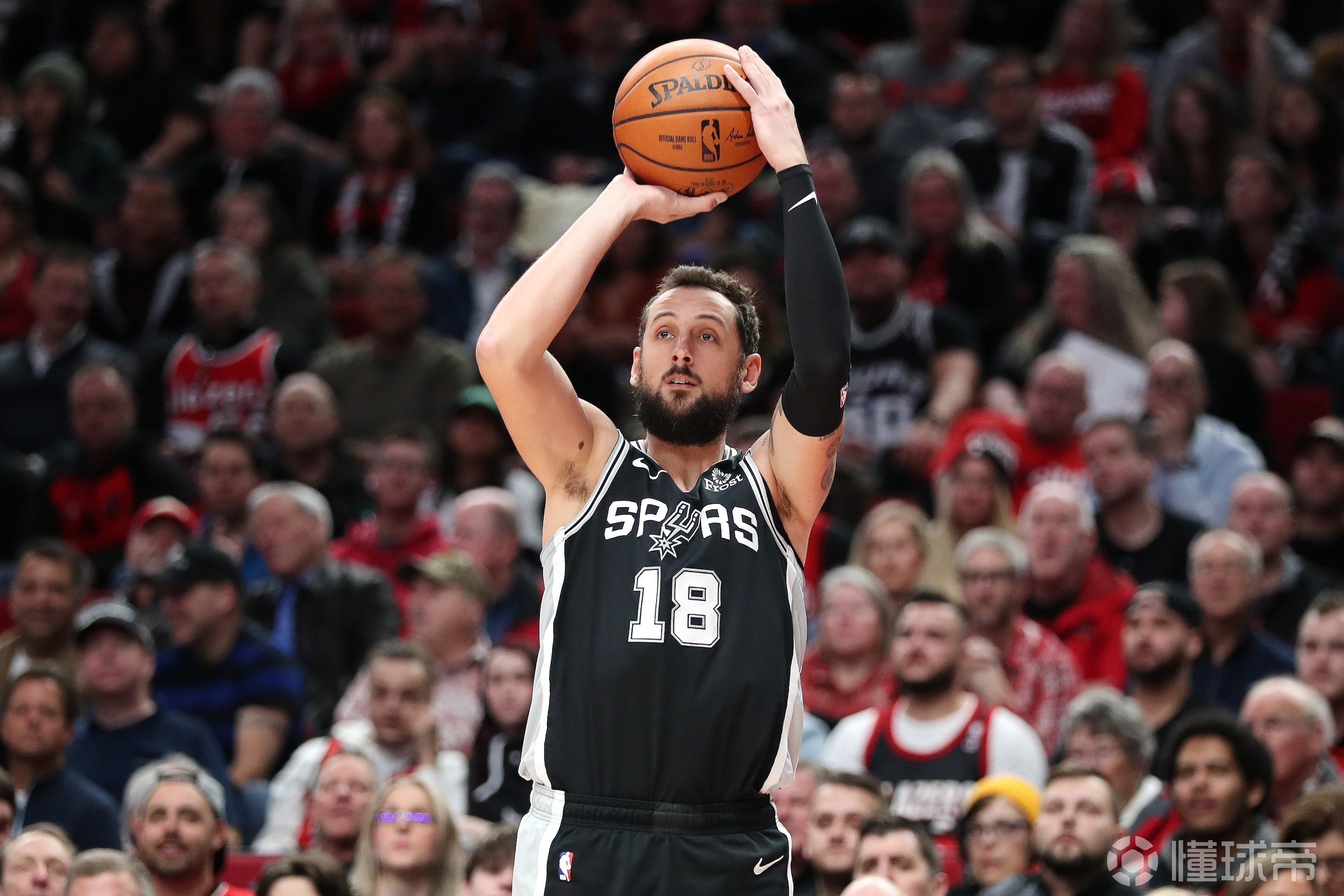 马刺队老将宣布退役，结束传奇生涯