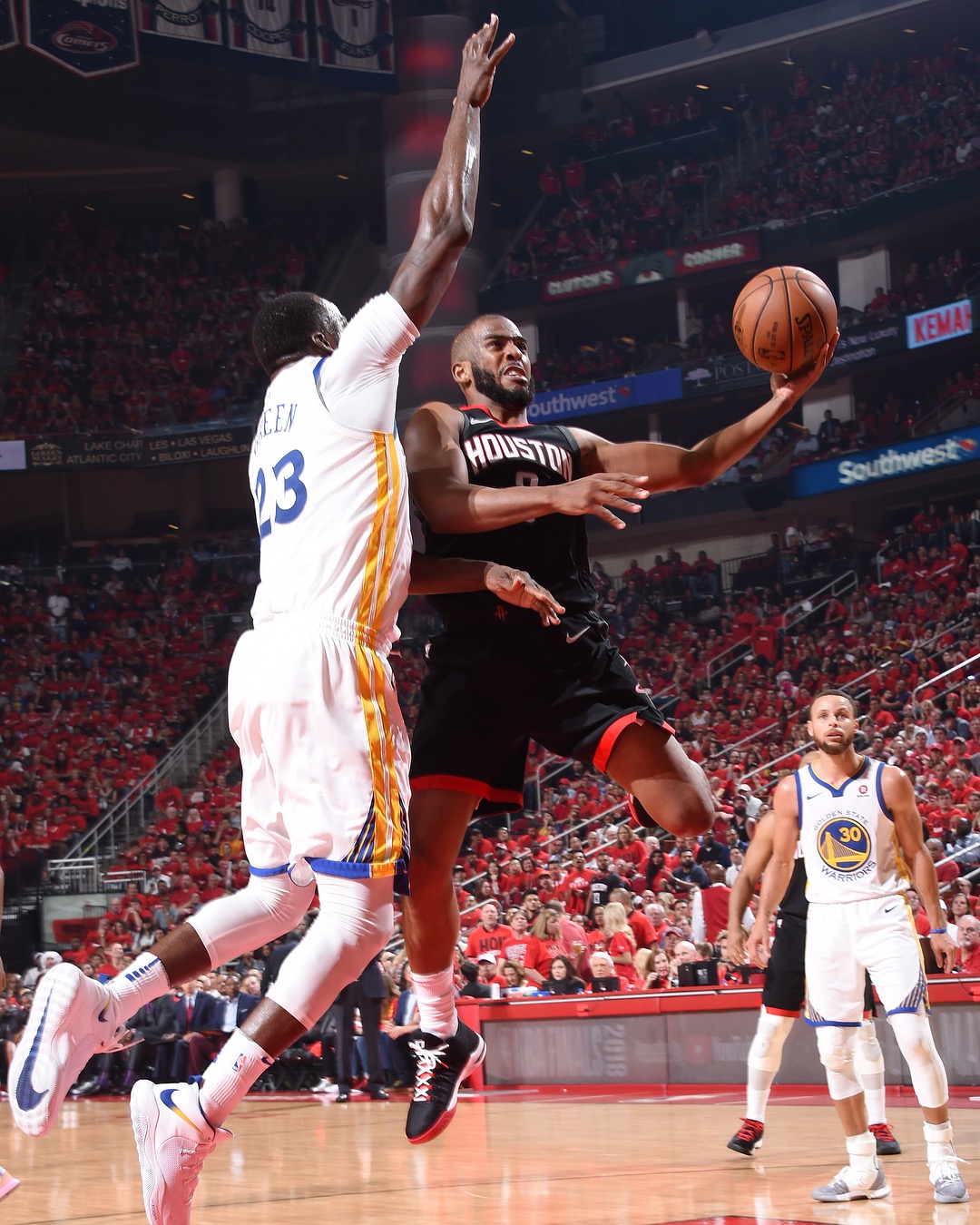 世俱杯改制-勇士连胜火箭,晋级西部决赛