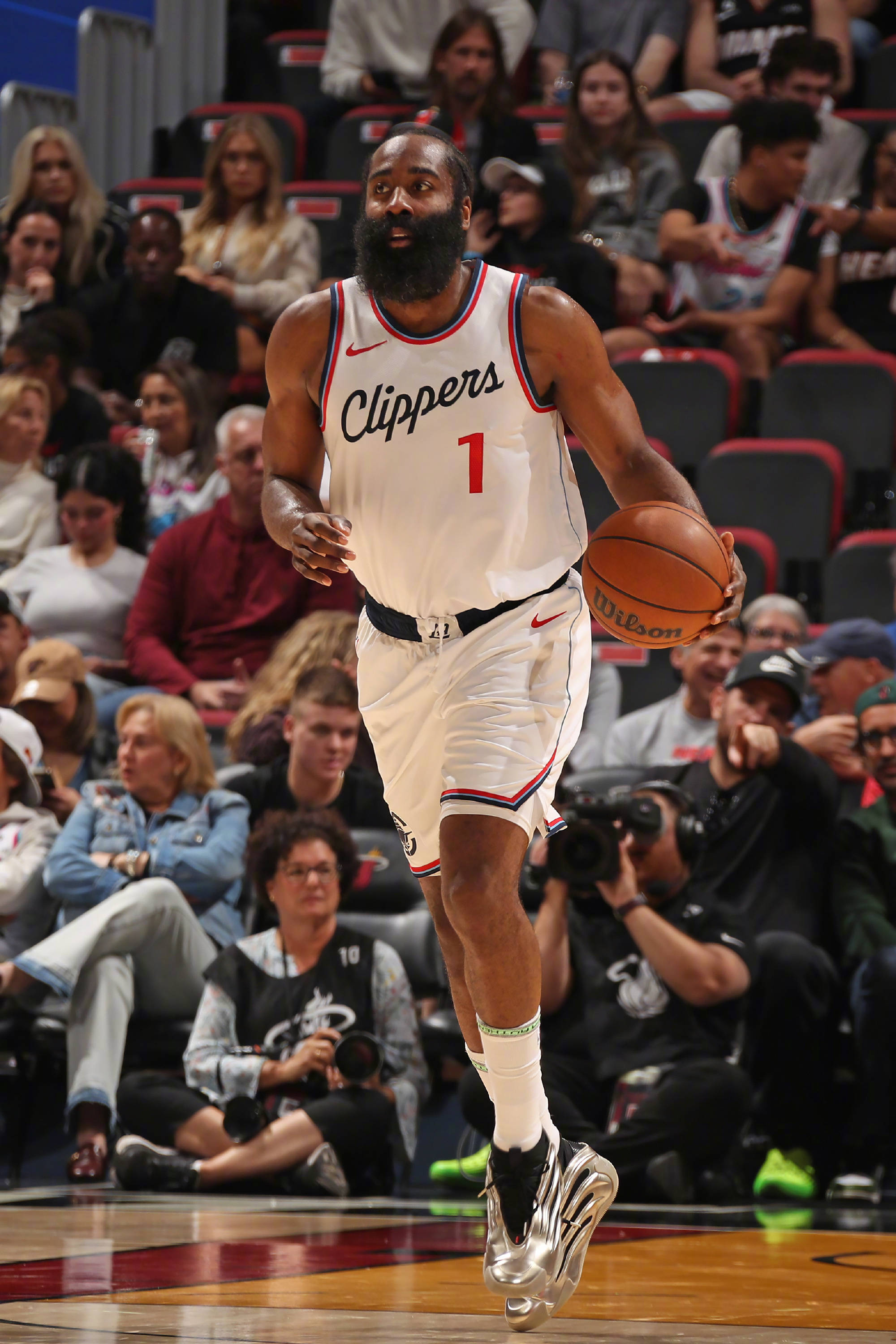 快船力克凯尔特人，取得关键胜利