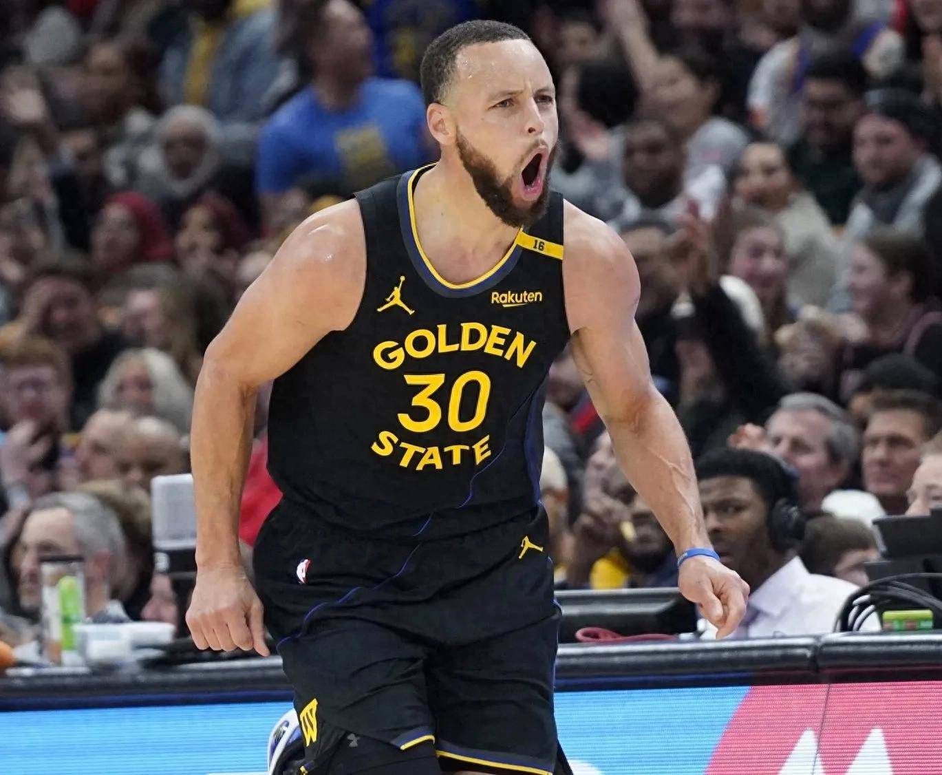 世俱杯直播-NBA球星库里近期状态神勇，刷新个人得分记录