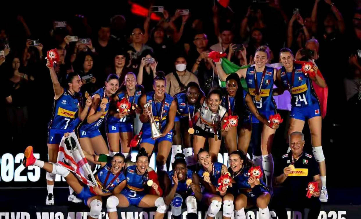 世俱杯-意大利在关键时刻击败土耳其，晋级希望大增