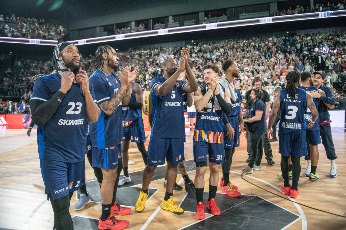 步行者勇夺胜利未来无限盼光明 步行者勇夺胜利未来无限盼光明