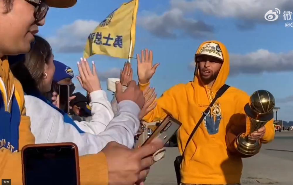 世俱杯直播-江苏队逆转北京队，克莱扛起全队